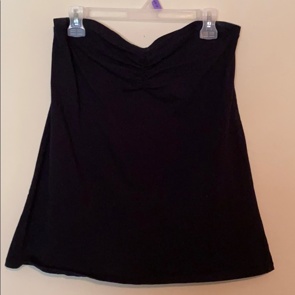 ✨3/$10✨Form-Fitting Black Tube Top